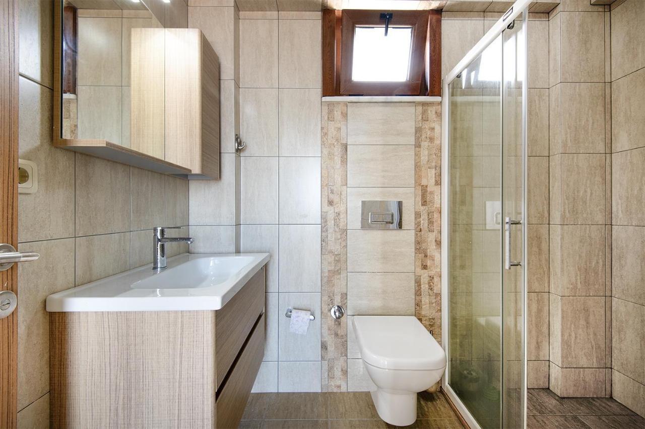 Bodrum Sea View Villa With Access To Private Beach Bogazici Esterno foto